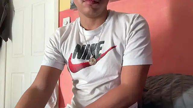 kSwisssxxx online show from October 30, 2025, 10:43 pm