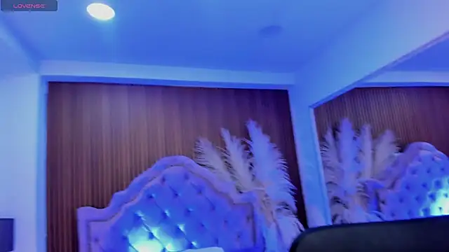 SelenaStonne online show from March 1, 2026, 8:00 pm