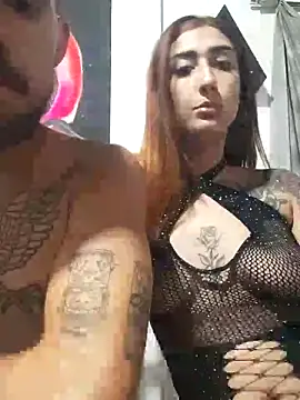 parejajuguetona420 online show from March 3, 2026, 2:39 am