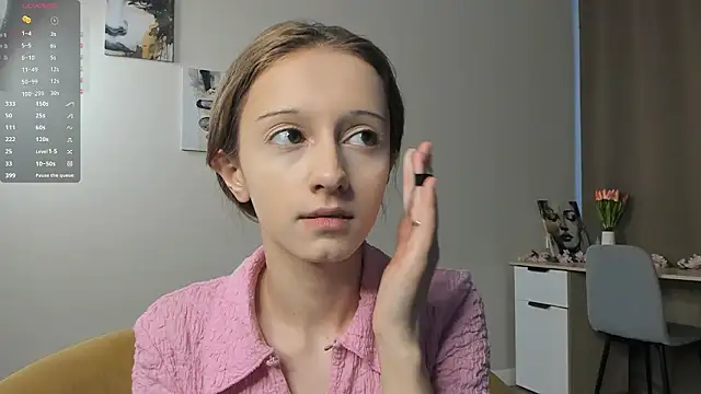 TaiteFairfield online show from February 22, 2026, 8:02 am