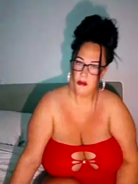 Snapshot of Kayla-Foxx chatting on November 10, 2025, 11:59 pm Kayla-Foxx online show from November 10, 2025, 11:59 pm