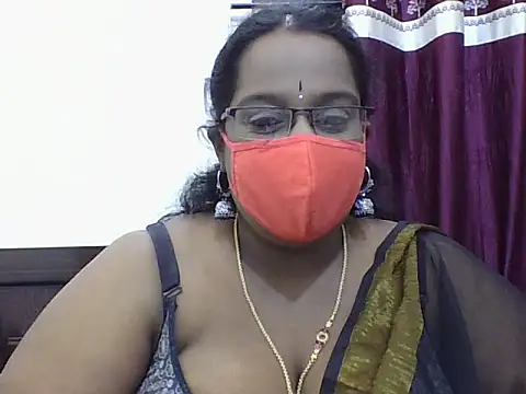 Reena-gowda online show from October 7, 2025, 6:38 pm