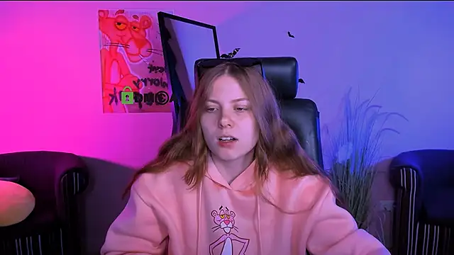 foxy tease  online show from November 5, 2025, 9:42 am