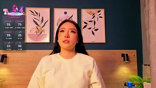 SarahMiler  online show from January 13, 2026, 8:03 pm