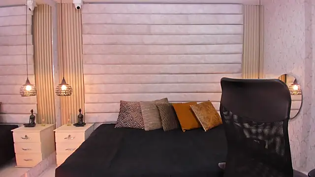 VictoriaaBlair online show from March 24, 2026, 7:41 pm