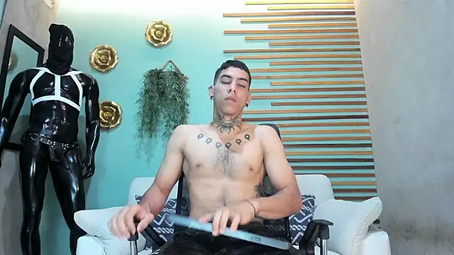 jharol cardonaa online show from November 16, 2025, 1:28 pm