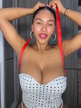 Mia sweet80 online show from September 22, 2025, 2:46 am