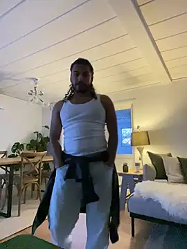 latina-pene online show from January 10, 2026, 3:03 pm