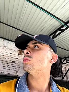 Jacobs0 online show from December 1, 2025, 4:56 pm