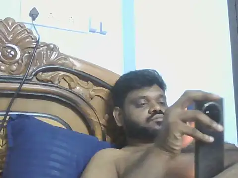 lustboystraight online show from April 18, 2026, 7:29 pm