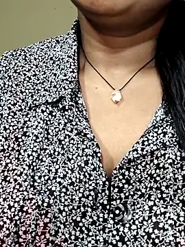 Hotty Sonali online show from September 28, 2025, 12:49 am