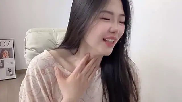 suki-1 online show from April 19, 2026, 10:03 am