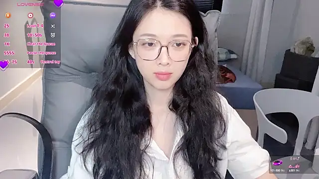 NiNi-baby520 online show from September 23, 2025, 7:22 am