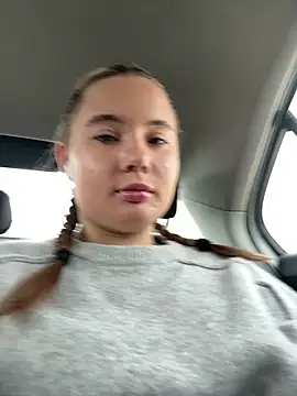 StephanieMur online show from September 24, 2025, 4:38 am