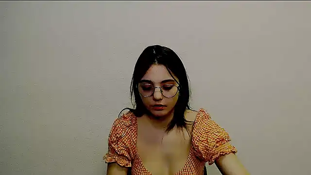 Sun Shine   online show from January 8, 2026, 10:12 pm