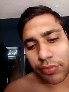 Desirock001 online show from November 8, 2025, 11:32 am