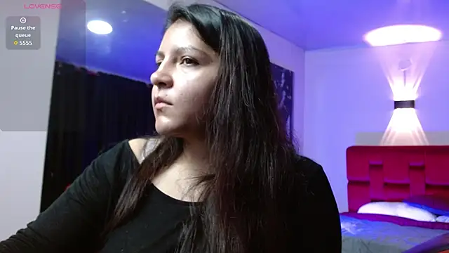 Snapshot of Sahamara_07 chatting on November 3, 2025, 1:34 pm Sahamara 07 online show from November 3, 2025, 1:34 pm