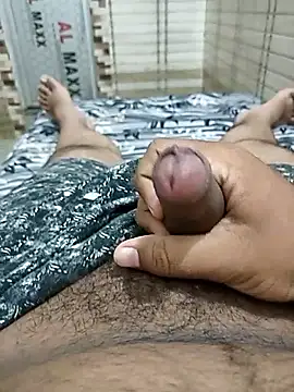 brownbear6 online show from October 4, 2025, 12:58 pm