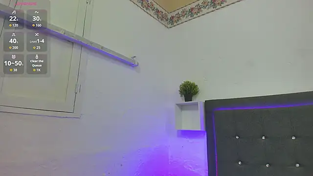 Angiehuston1 online show from February 17, 2026, 1:07 pm