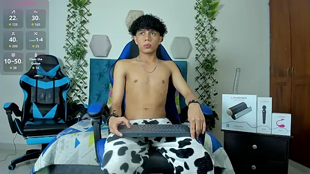 Snapshot of _taylor_black chatting on October 7, 2025, 12:19 am taylor black online show from October 7, 2025, 12:19 am