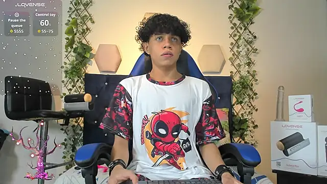 Snapshot of _taylor_black chatting on November 13, 2025, 9:25 pm taylor black online show from November 13, 2025, 9:25 pm