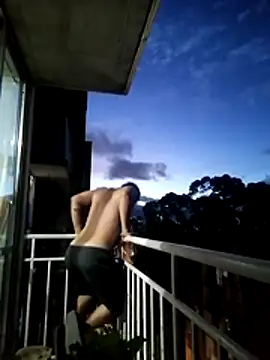 LevelUpL0ver online show from April 9, 2026, 10:31 am