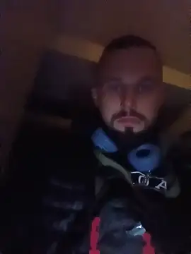 Barber33zk online show from April 12, 2026, 10:26 pm