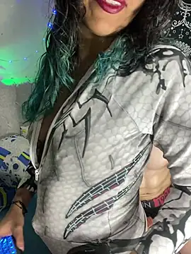 puepleholly online show from February 14, 2026, 12:29 am