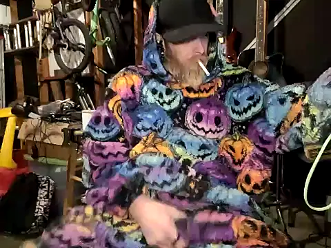 thejuicybacon online show from January 7, 2026, 8:50 am