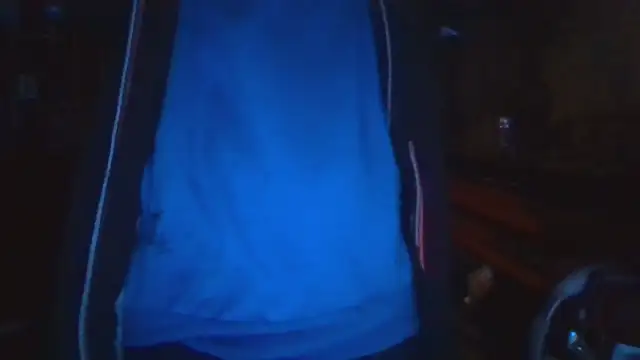 Snapshot of zipman92 chatting on December 17, 2025, 6:58 pm zipman92 online show from December 17, 2025, 6:58 pm