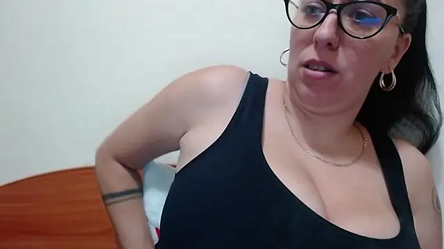 jollene online show from November 9, 2025, 2:04 pm