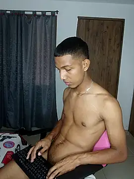 Snapshot of miguelmarcus chatting on September 14, 2025, 3:22 pm miguelmarcus online show from September 14, 2025, 3:22 pm