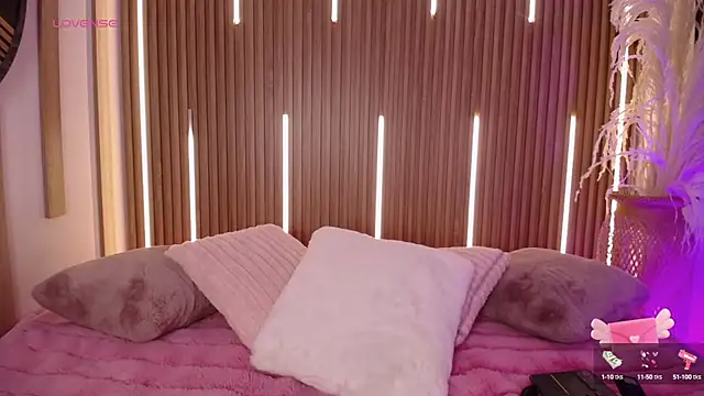 MylaDreams online show from October 5, 2025, 3:16 am