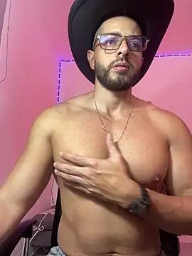 magnumchris online show from April 17, 2026, 9:40 pm