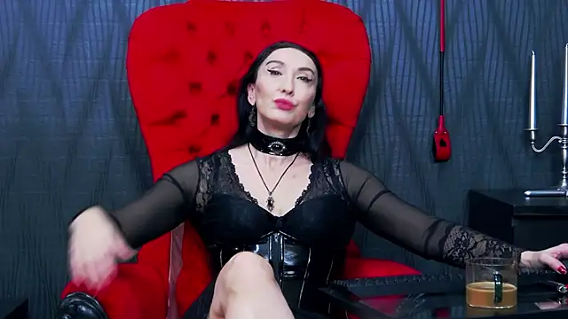 MistressDora online show from March 5, 2026, 6:42 am