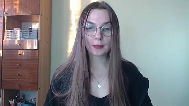 Snapshot of LooveELLYx chatting on January 7, 2025, 2:41 pm LooveELLYx online show from January 7, 2025, 2:41 pm