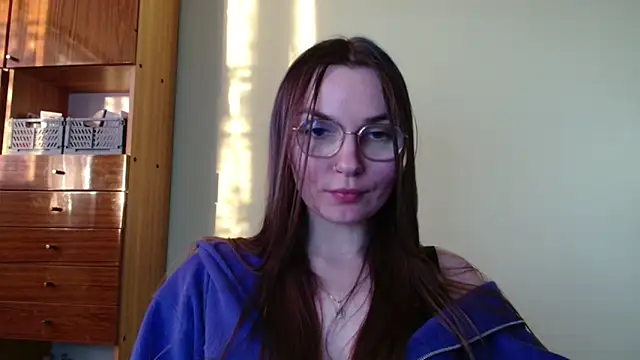 Snapshot of LooveELLYx chatting on January 8, 2025, 2:35 pm LooveELLYx online show from January 8, 2025, 2:35 pm