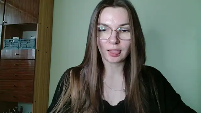 Snapshot of LooveELLYx chatting on January 16, 2025, 2:41 pm LooveELLYx online show from January 16, 2025, 2:41 pm