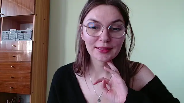 Snapshot of LooveELLYx chatting on January 24, 2025, 1:57 pm LooveELLYx online show from January 24, 2025, 1:57 pm