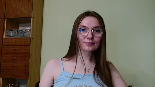 Snapshot of LooveELLYx chatting on February 25, 2025, 5:58 pm LooveELLYx online show from February 25, 2025, 5:58 pm