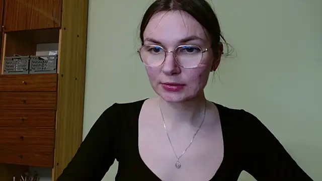 Snapshot of LooveELLYx chatting on February 26, 2025, 8:54 pm LooveELLYx online show from February 26, 2025, 8:54 pm