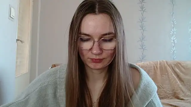 Snapshot of LooveELLYx chatting on March 16, 2025, 7:48 am LooveELLYx online show from March 16, 2025, 7:48 am