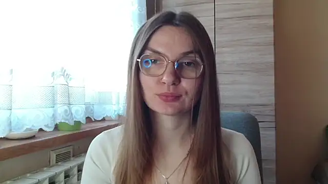 Snapshot of LooveELLYx chatting on November 7, 2025, 7:41 am LooveELLYx online show from November 7, 2025, 7:41 am