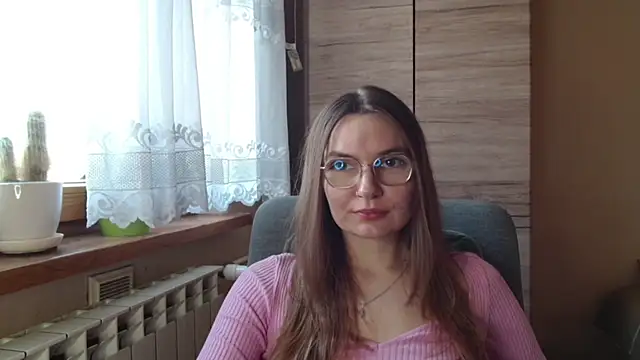 Snapshot of LooveELLYx chatting on November 11, 2025, 7:30 am LooveELLYx online show from November 11, 2025, 7:30 am