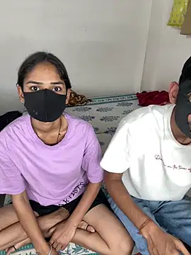 Anjaliangel07 online show from April 15, 2026, 1:29 pm