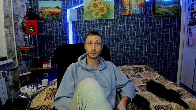 Snapshot of CuteBoy228 chatting on January 9, 2026, 10:33 pm CuteBoy228 online show from January 9, 2026, 10:33 pm