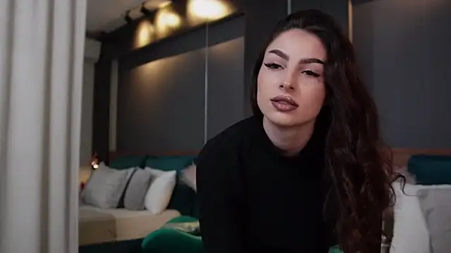 EmilyTrix online show from April 26, 2026, 12:08 am