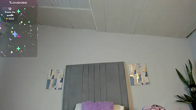 Sophia Ebony online show from November 16, 2025, 1:28 pm