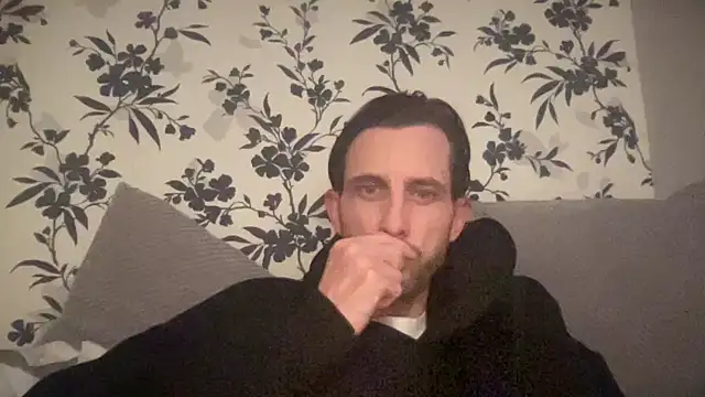 Big8inchUncutCock online show from May 2, 2026, 8:14 pm