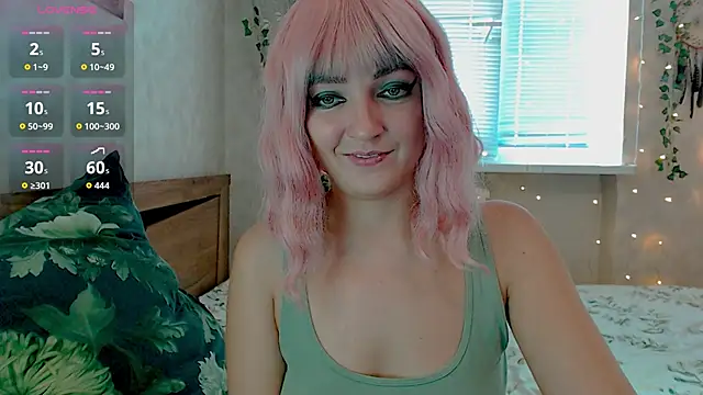 MagicPink online show from September 27, 2025, 12:21 pm